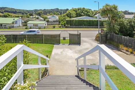 Photo of property in 6 Martindale Lane, Tuakau, 2121