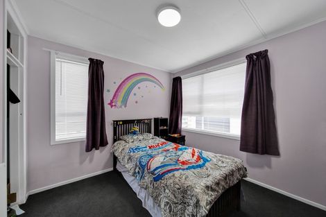 Photo of property in 147 Miranda Street, Stratford, 4332