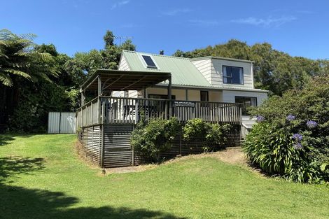 Photo of property in 27 Tainui Street, Mokau, 4376