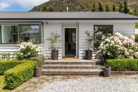 Photo of property in 7 Kawarau Place, Frankton, Queenstown, 9300