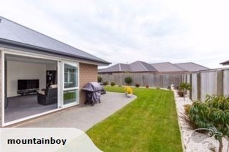 Photo of property in 11 Brockelbank Drive, Kaiapoi, 7630