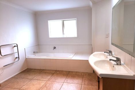 Photo of property in 1a Ridgeway Road, Pukekohe, 2120