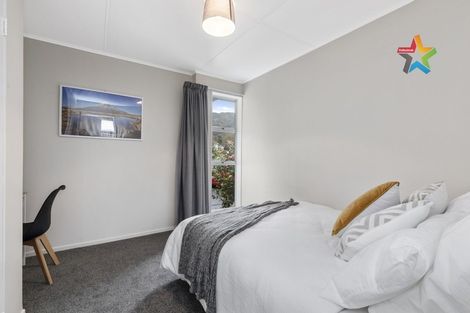 Photo of property in 15a Pencarrow Crescent, Wainuiomata, Lower Hutt, 5014