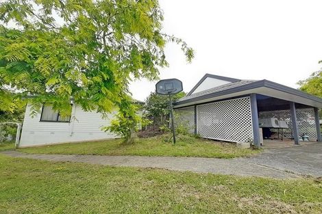 Photo of property in 16 Mallard Place, Unsworth Heights, Auckland, 0632