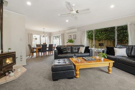 Photo of property in 13 Leicester Parade, Somerville, Auckland, 2014