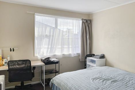 Photo of property in 354 College Street, West End, Palmerston North, 4410
