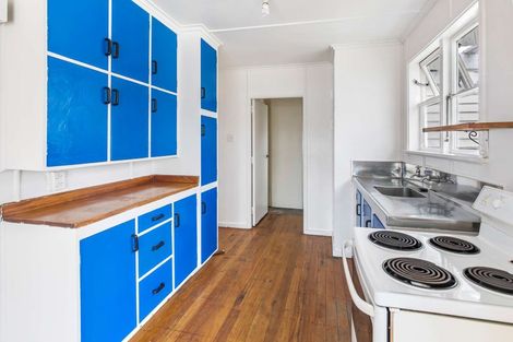 Photo of property in 81 Swiss Avenue, Gonville, Whanganui, 4501