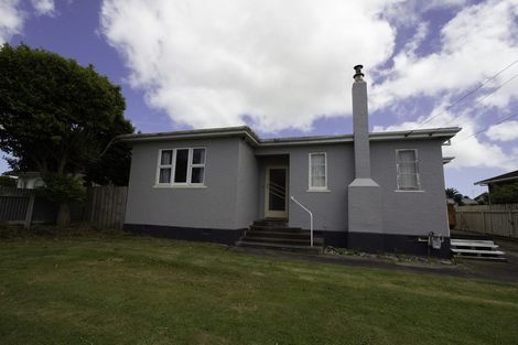 Photo of property in 29 Campbell Street, Hawera, 4610