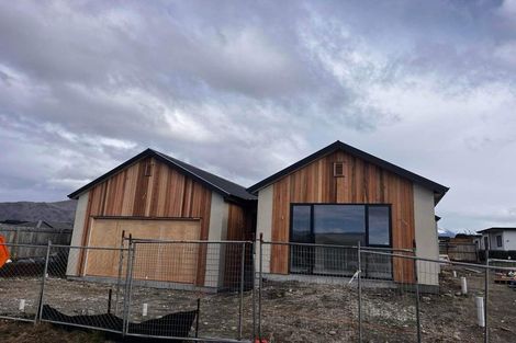 Photo of property in 11 Rua Street, Albert Town, Wanaka, 9305