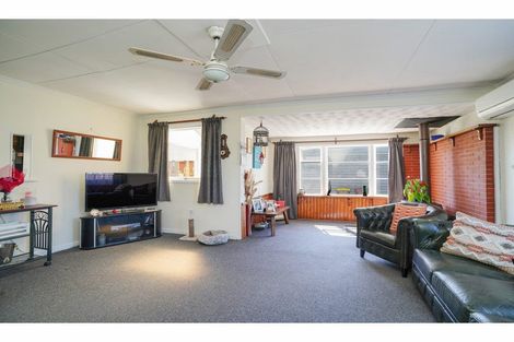 Photo of property in 53 Flemington Road, Woodlands, Invercargill, 9871
