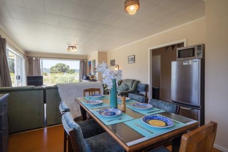 Photo of property in 7 Marine Parade, Cooks Beach, Whitianga, 3591