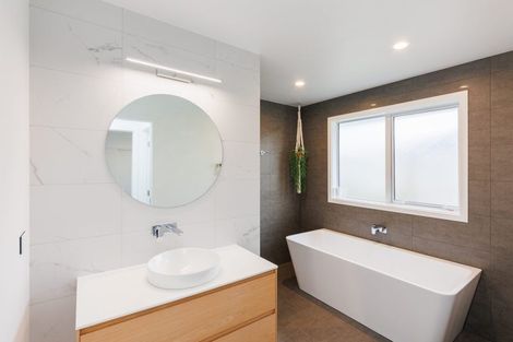 Photo of property in 36 Dogwood Way, Milson, Palmerston North, 4414