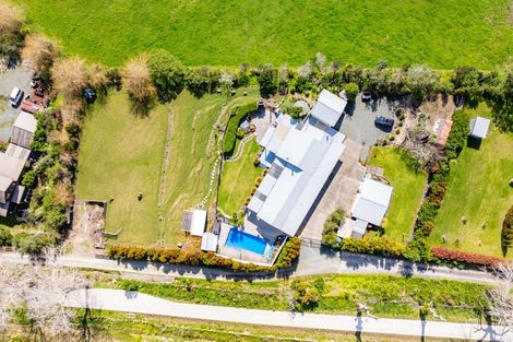 Photo of property in 956 Oneriri Road, Kaiwaka, 0573