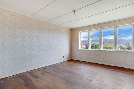 Photo of property in 2 Chew Place, Ranui, Porirua, 5024