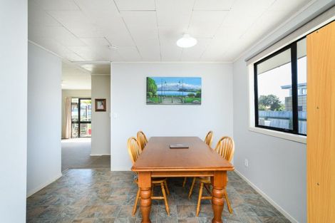 Photo of property in 3 Baring Street, Bunnythorpe, Palmerston North, 4481