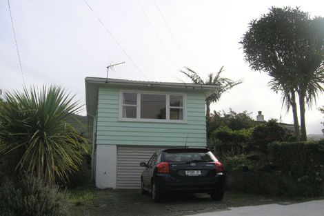 Photo of property in 19 Saint Johns Terrace, Tawa, Wellington, 5028