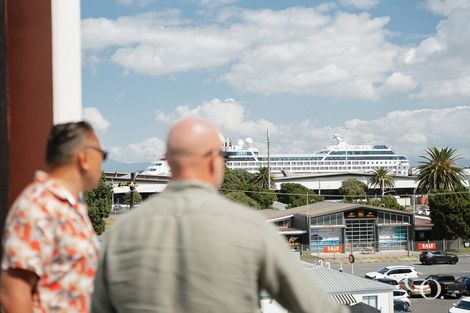 Photo of property in Algarve Apartments, 213/332 Maunganui Road, Mount Maunganui, 3116