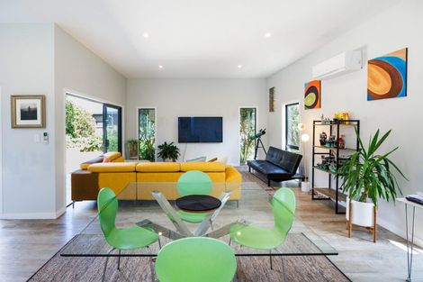 Photo of property in 300 Cambridge Avenue, Ashhurst, 4810