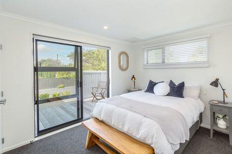 Photo of property in 24 Kempton Street, Greytown, 5712