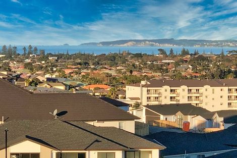 Photo of property in 27 Davey Crescent, Orewa, 0931