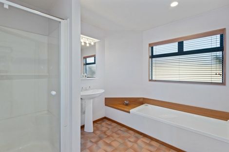 Photo of property in 2/175 Centaurus Road, Saint Martins, Christchurch, 8022