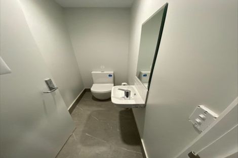 Photo of property in 86f Kervil Avenue, Te Atatu Peninsula, Auckland, 0610