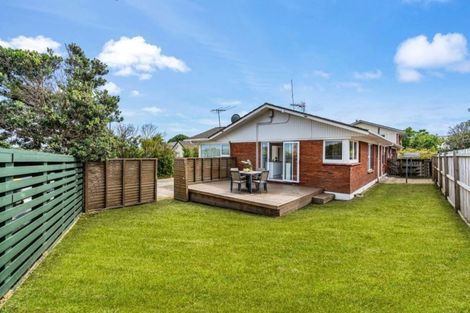 Photo of property in 1/344 Lake Road, Hauraki, Auckland, 0622