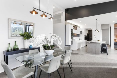 Photo of property in 182 Scenic Drive, Titirangi, Auckland, 0604