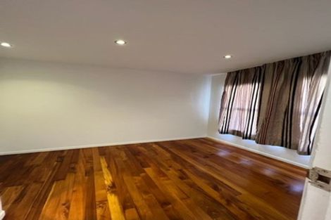 Photo of property in 2/180 Archers Road, Glenfield, Auckland, 0629