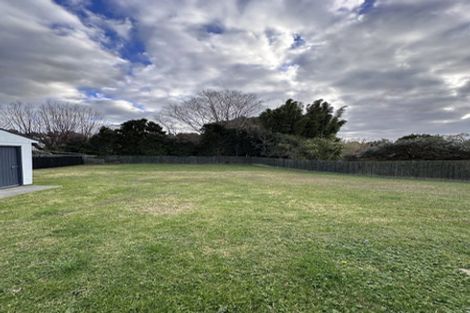 Photo of property in 121 Awaroa Road, Helensville, 0800