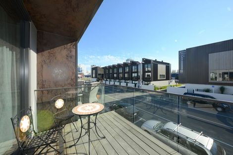 Photo of property in 2/214 Hereford Street, Christchurch Central, Christchurch, 8011