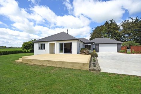 Photo of property in 674 Ryal Bush Wallacetown Road, Wallacetown, Invercargill, 9874