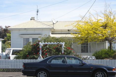 Photo of property in 13 Argyle Street, Whanganui, 4500