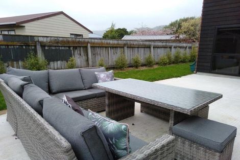 Photo of property in 35 Gallipoli Place, Paraparaumu, 5032