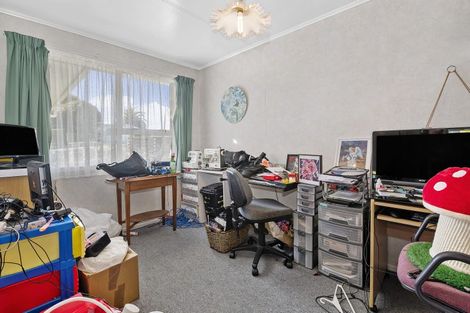 Photo of property in 80 Aotea Crescent, Tokoroa, 3420