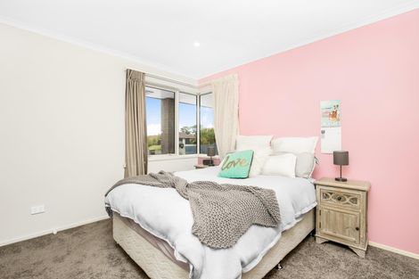 Photo of property in 8 Vivien Place, Patumahoe, Pukekohe, 2679