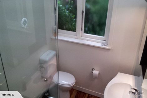 Photo of property in 64a Northland Road, Northland, Wellington, 6012