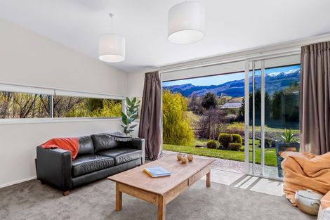 Photo of property in 9 Rutherford Road, Lake Hayes, Queenstown, 9371