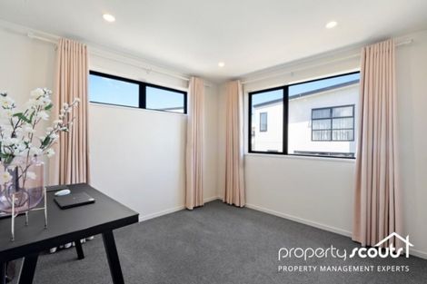 Photo of property in 27b Westgate Drive, Westgate, Auckland, 0614