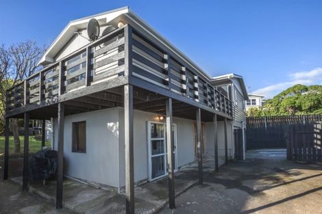 Photo of property in 92 Conclusion Street, Ascot Park, Porirua, 5024