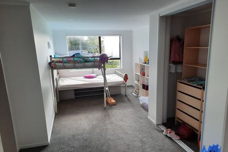 Photo of property in 41 Pohutukawa Avenue, Red Beach, 0932