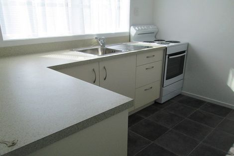 Photo of property in 4 Huia Place, Levin, 5510