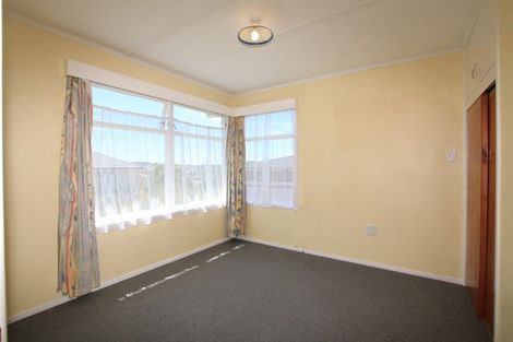 Photo of property in 76 Oakdale Road, Mount Roskill, Auckland, 1041