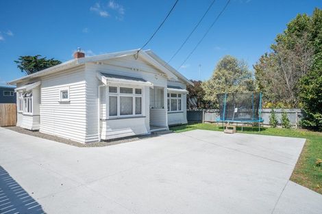 Photo of property in 15a Leeds Street, Milson, Palmerston North, 4414