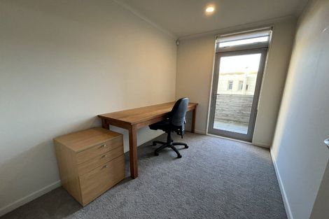Photo of property in 10/15 Roxburgh Street, Mount Victoria, Wellington, 6011