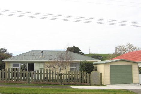 Photo of property in 133 Pioneer Road, Moturoa, New Plymouth, 4310