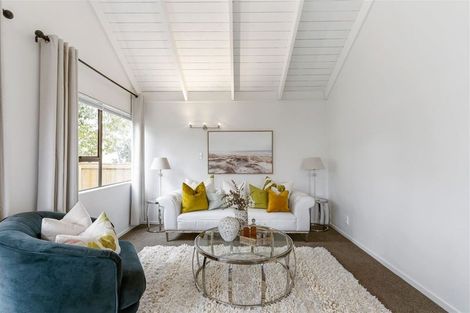 Photo of property in 2/14 Priestley Drive, Bucklands Beach, Auckland, 2014