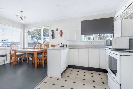 Photo of property in 11 Dinsdale Road, Dinsdale, Hamilton, 3204