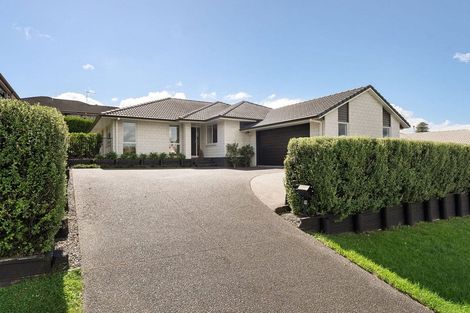 Photo of property in 55 Inverness Drive, Pyes Pa, Tauranga, 3112