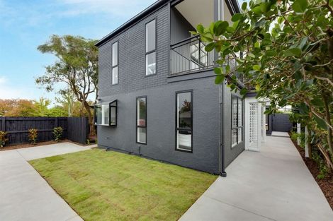 Photo of property in 1/97 Weston Road, St Albans, Christchurch, 8052